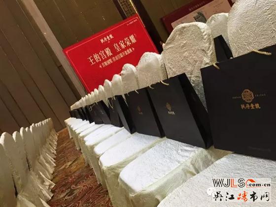 楓丹壹號中秋節(jié)在吳江賓館首次開盤，場面堪稱壯觀！