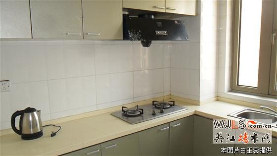 明珠城望湖苑！湖景2房！精裝 家具家電齊全！