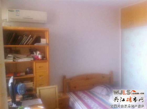 奧林清華西區(qū) 精裝修 滿五年 吳江最好學(xué)區(qū)！！