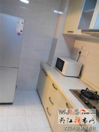 精裝3房，采光好，家具電器全，拎包入??！
