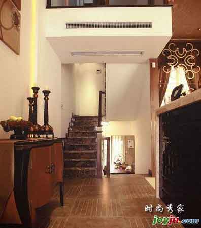雍容華貴 中式浪漫風復式裝修家居欣賞