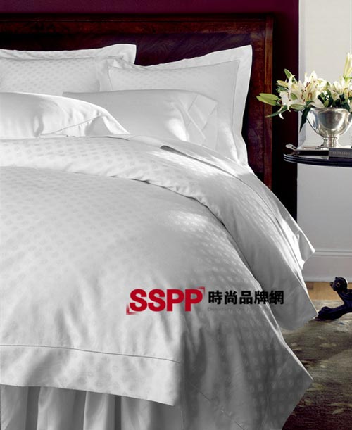 白色床品 解讀秋冬簡約時(shí)尚